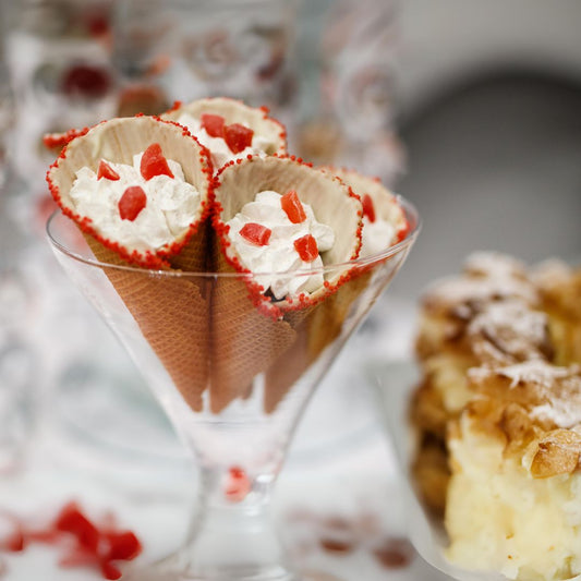 Recette Cornets de crème chantilly aux fruits rouges - GourmandiseCreatives