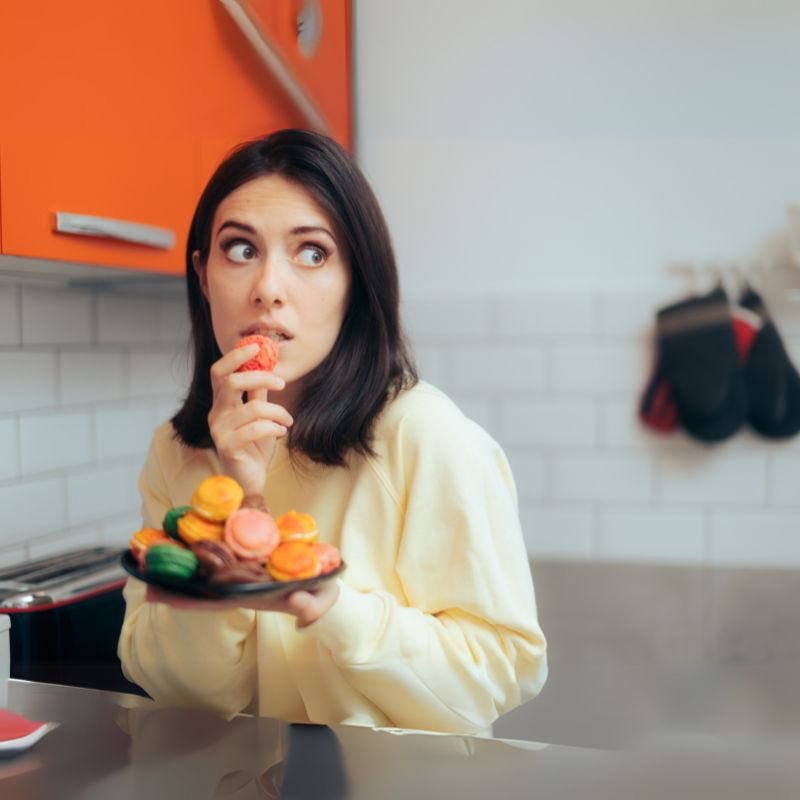 Recette macarons maison | Le raffinement de la pâtisserie française - Calendrier de l’Avent 2024 Gourmand - Jours 5 ! 🍩 - GourmandiseCreatives